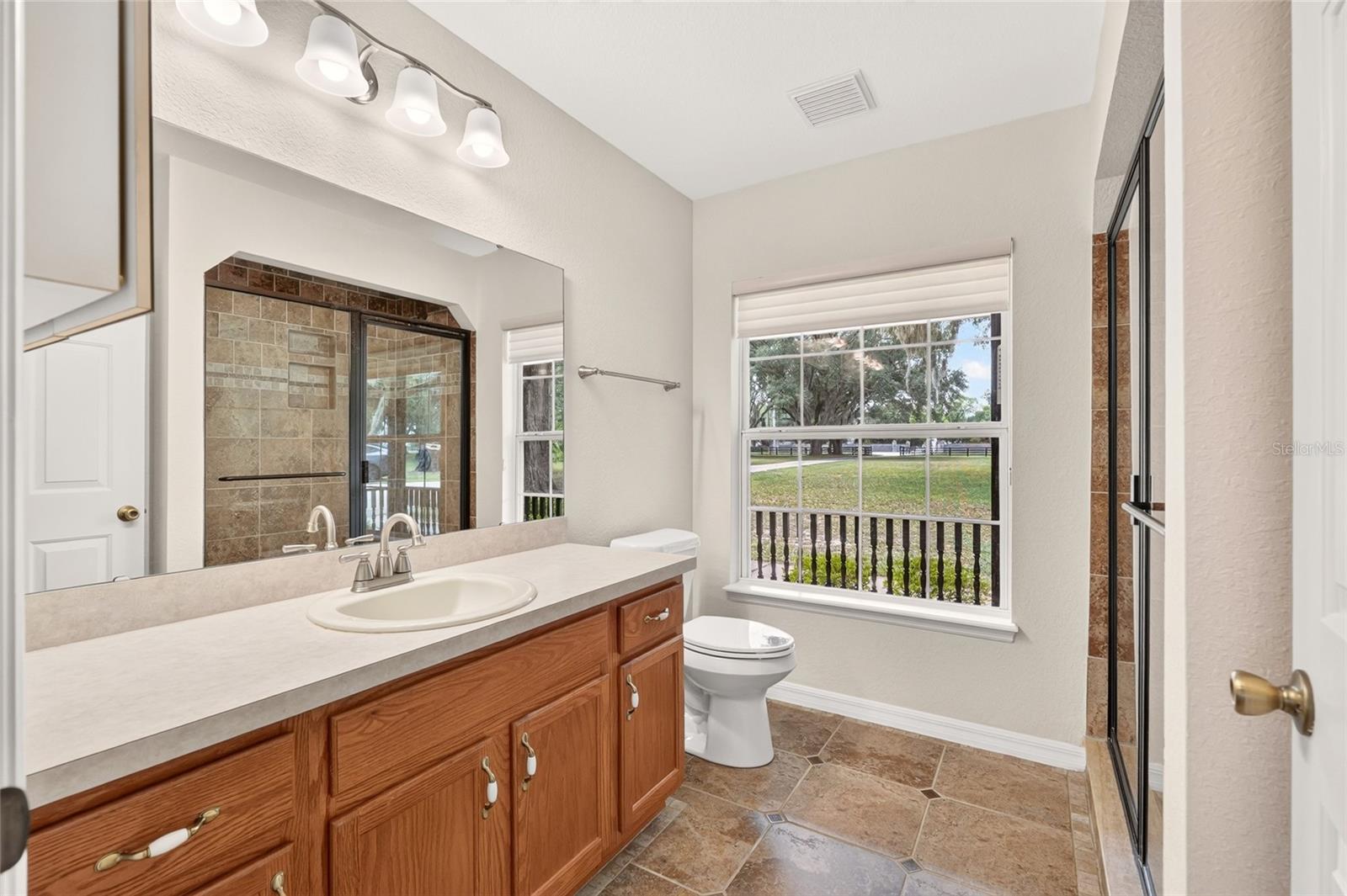 12499 E Highway 25 Property Photo 32