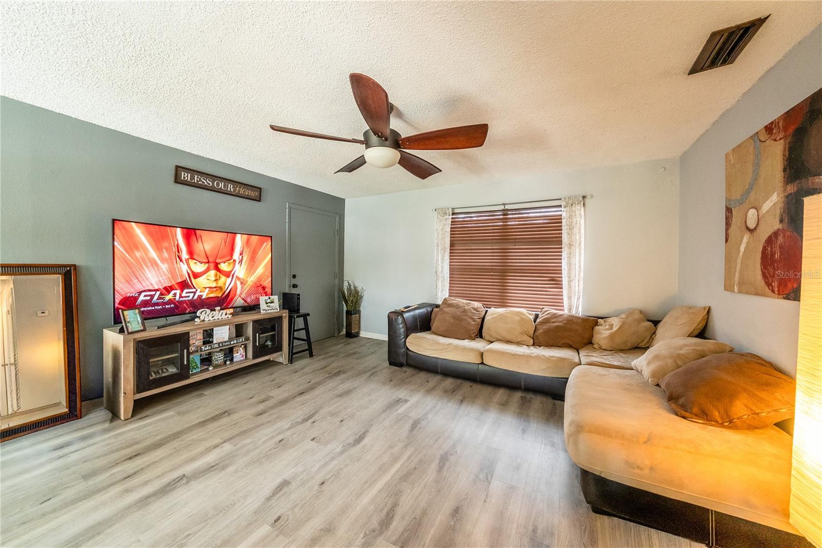 2410 Se 16th Ave #f Property Photo 12
