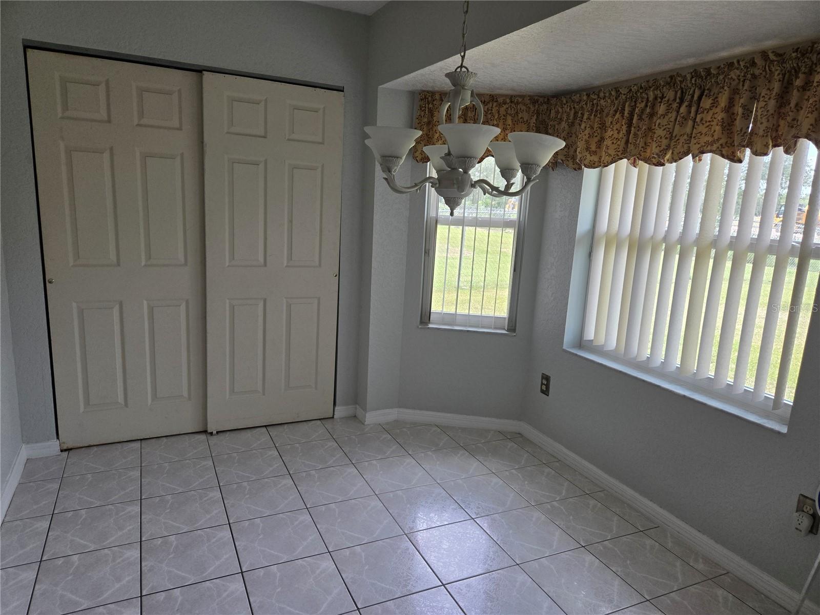 4870 Sw 147th Loop Property Photo 6