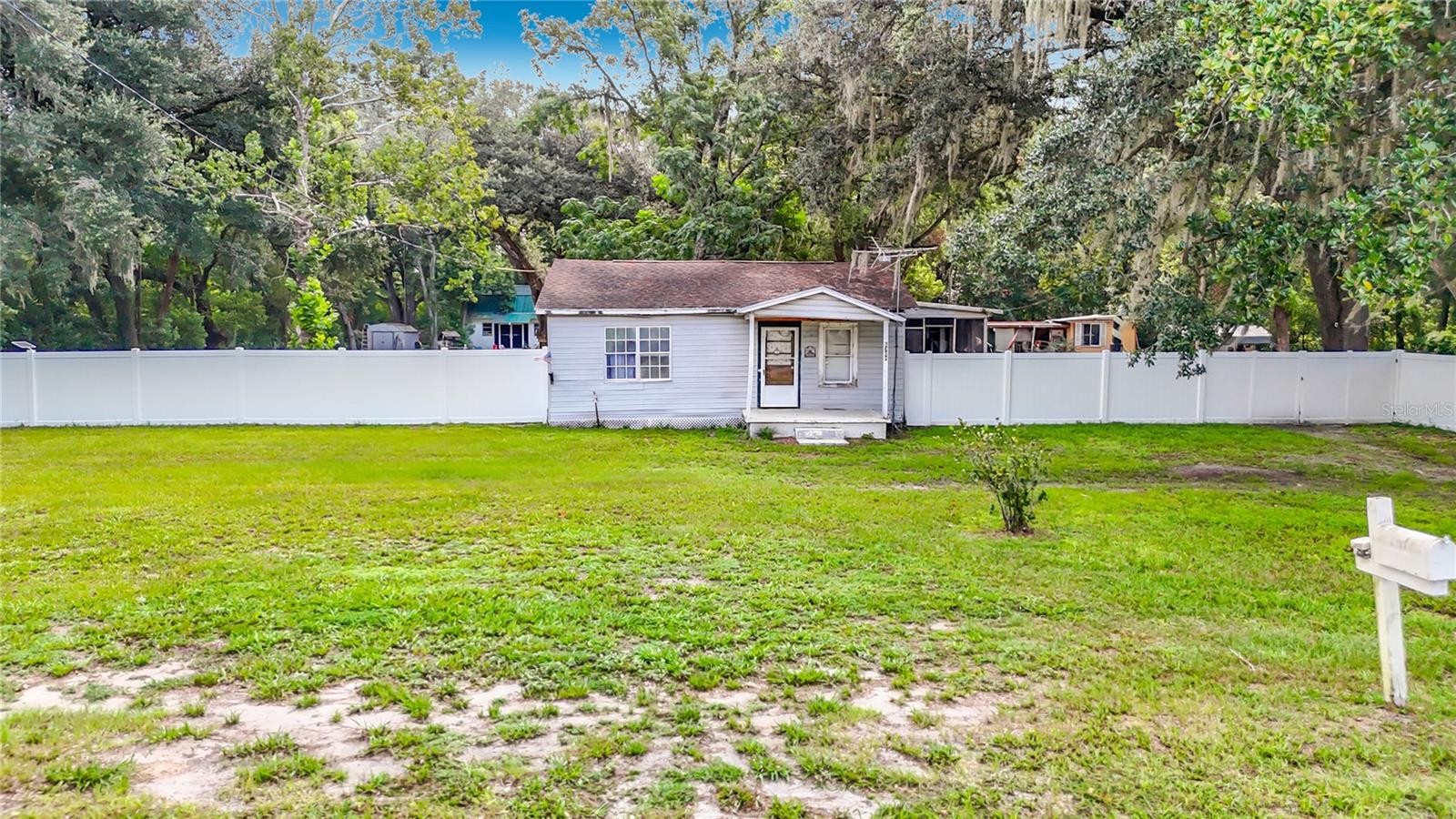 6708 16th St Property Photo 18