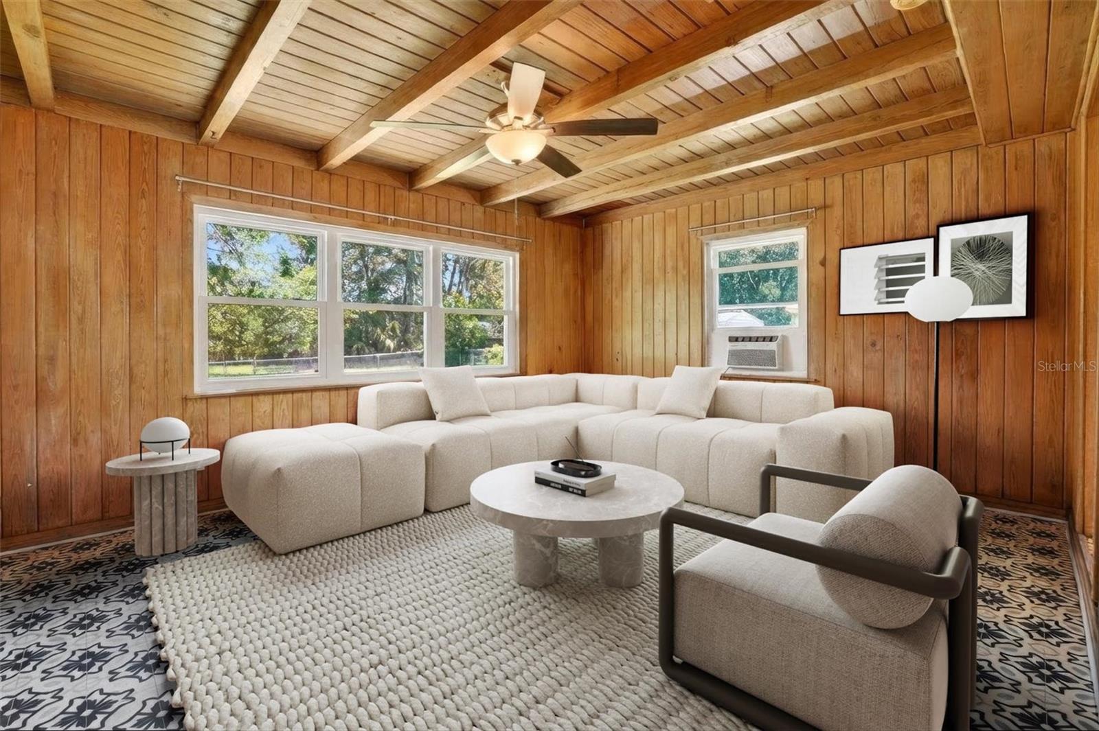 5503 Lakewood Cir E Property Photo 1