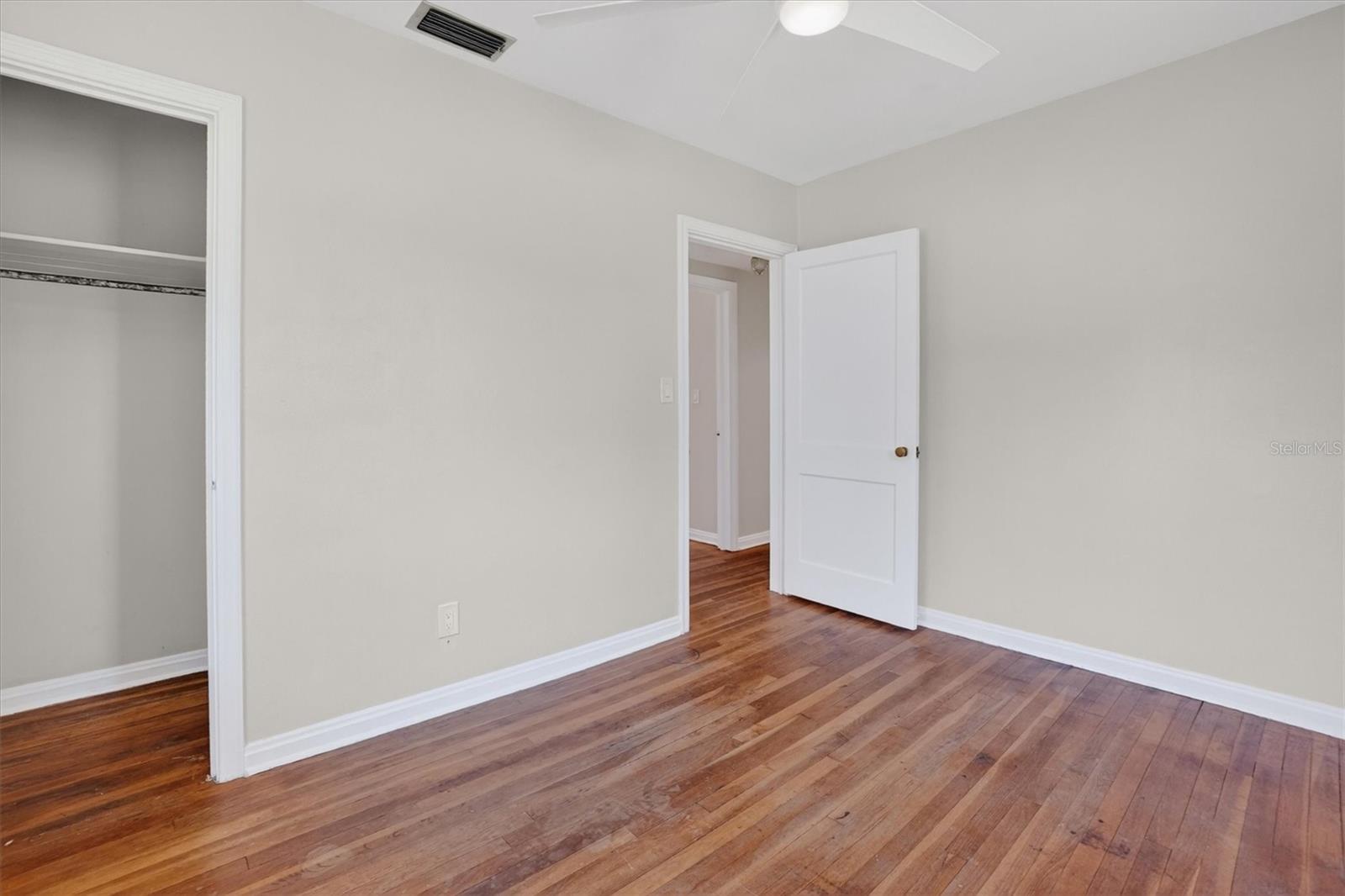 5503 Lakewood Cir E Property Photo 22