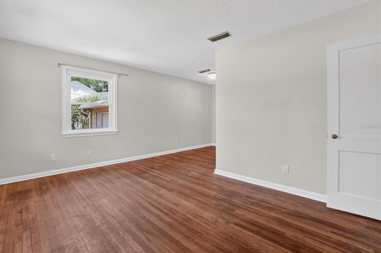 5503 Lakewood Cir E Property Photo 34
