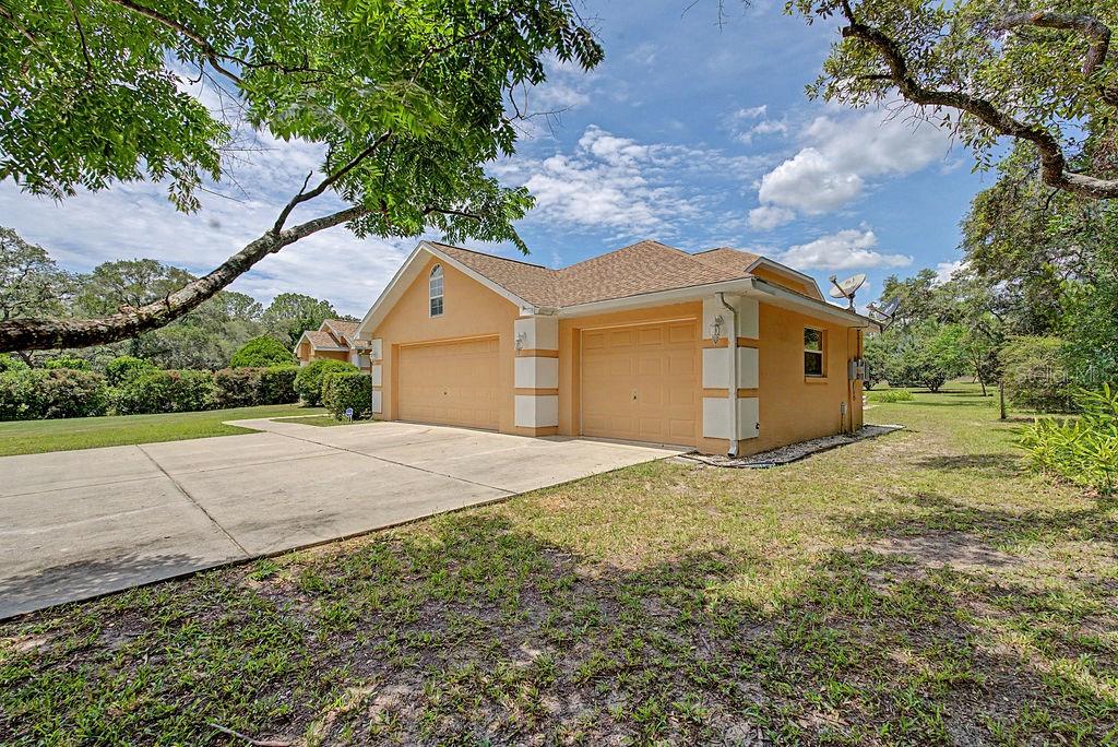 20811 Sw 81st Loop Property Photo 81