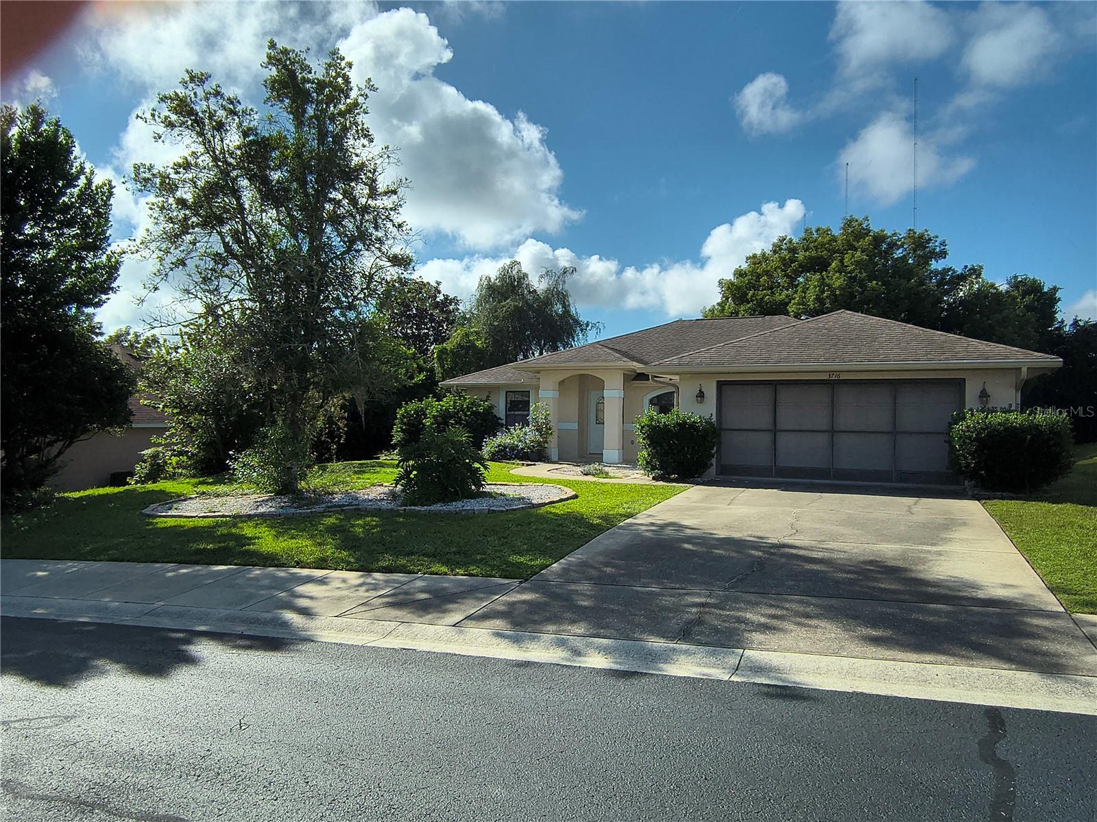 3716 E Cove Park Trl Property Photo 1