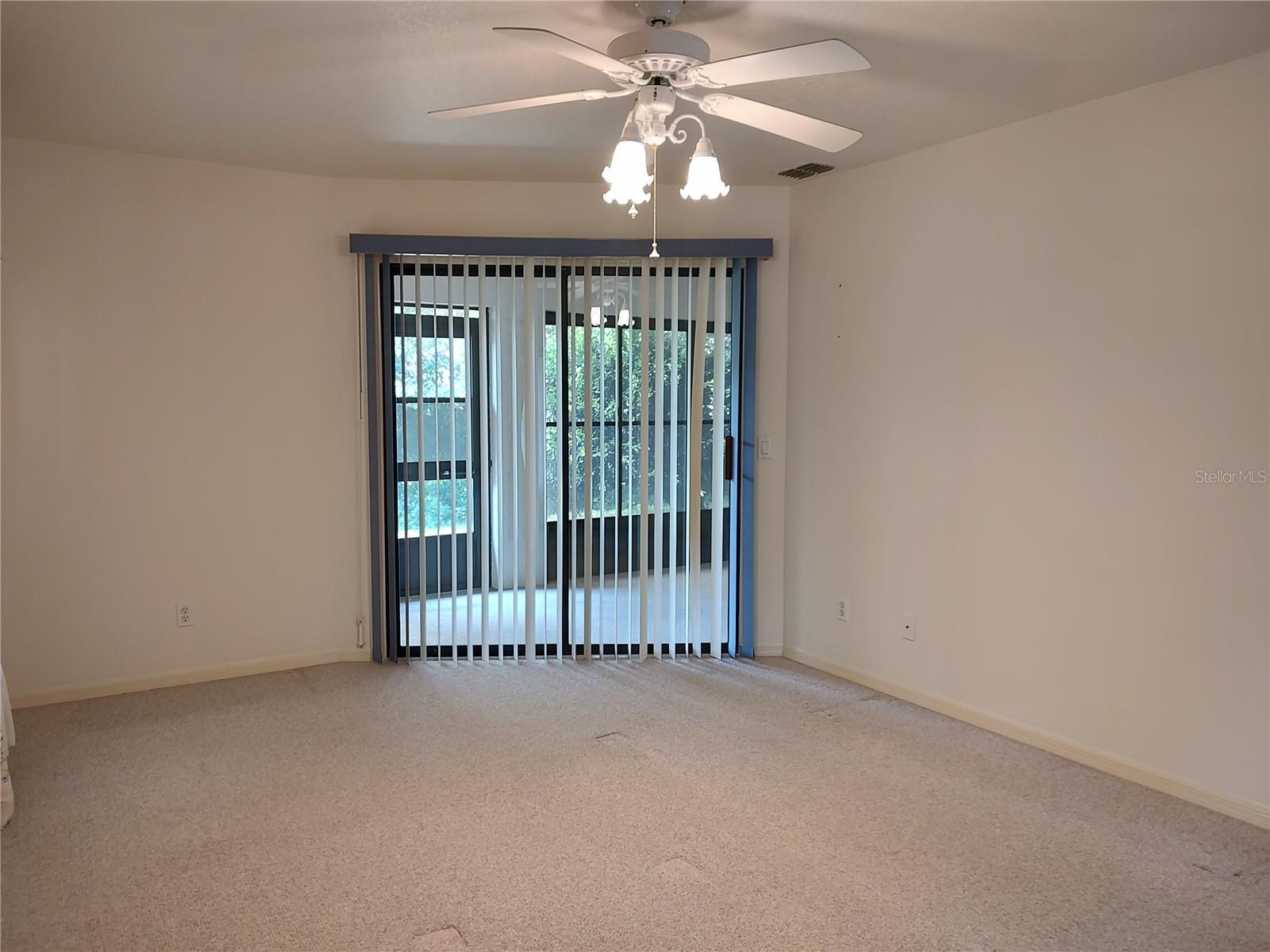 3716 E Cove Park Trl Property Photo 12