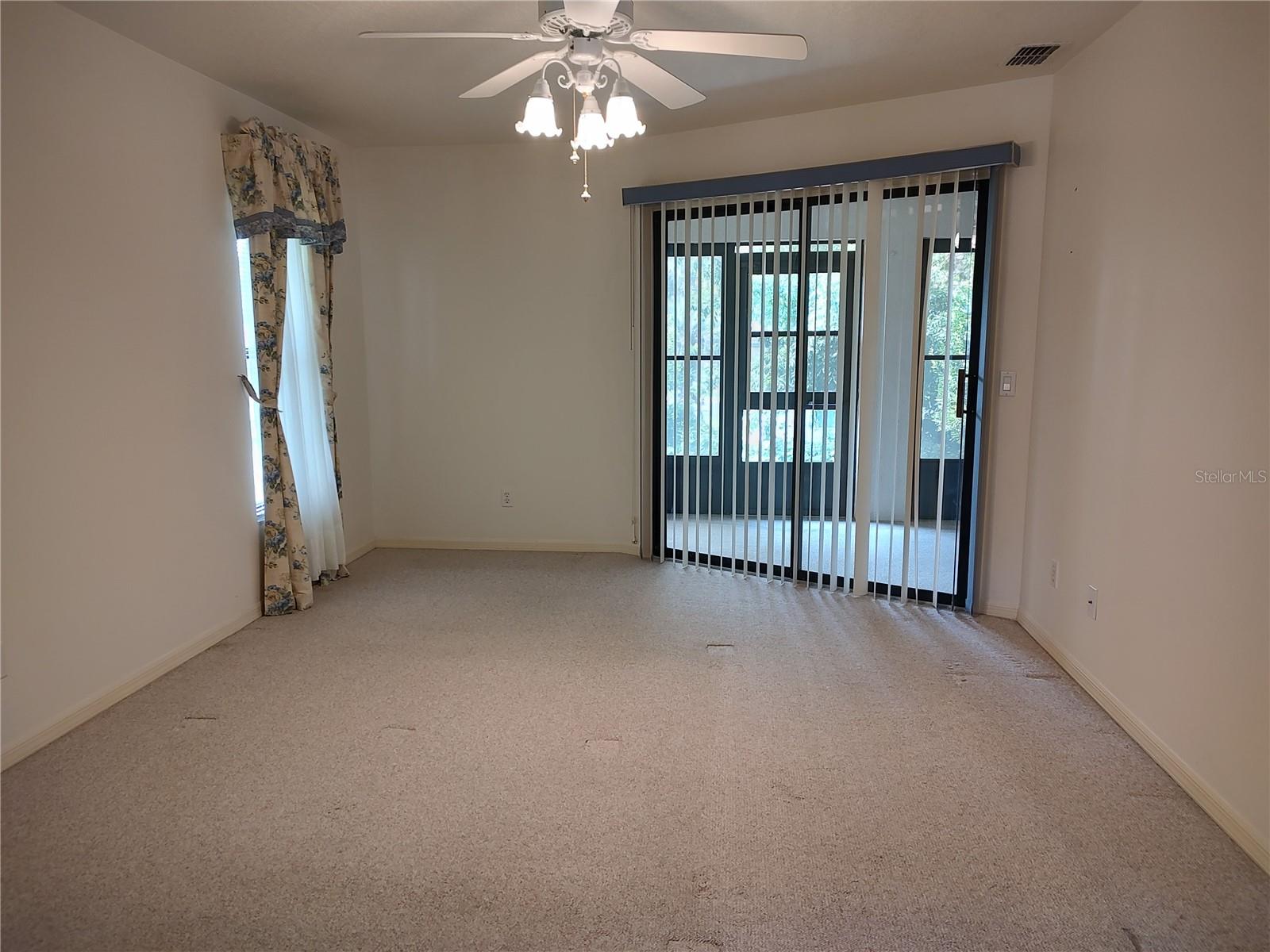 3716 E Cove Park Trl Property Photo 13
