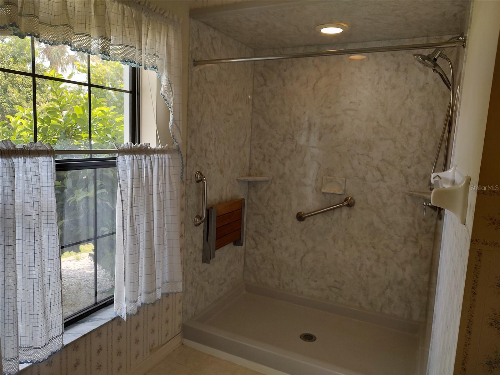 3716 E Cove Park Trl Property Photo 14