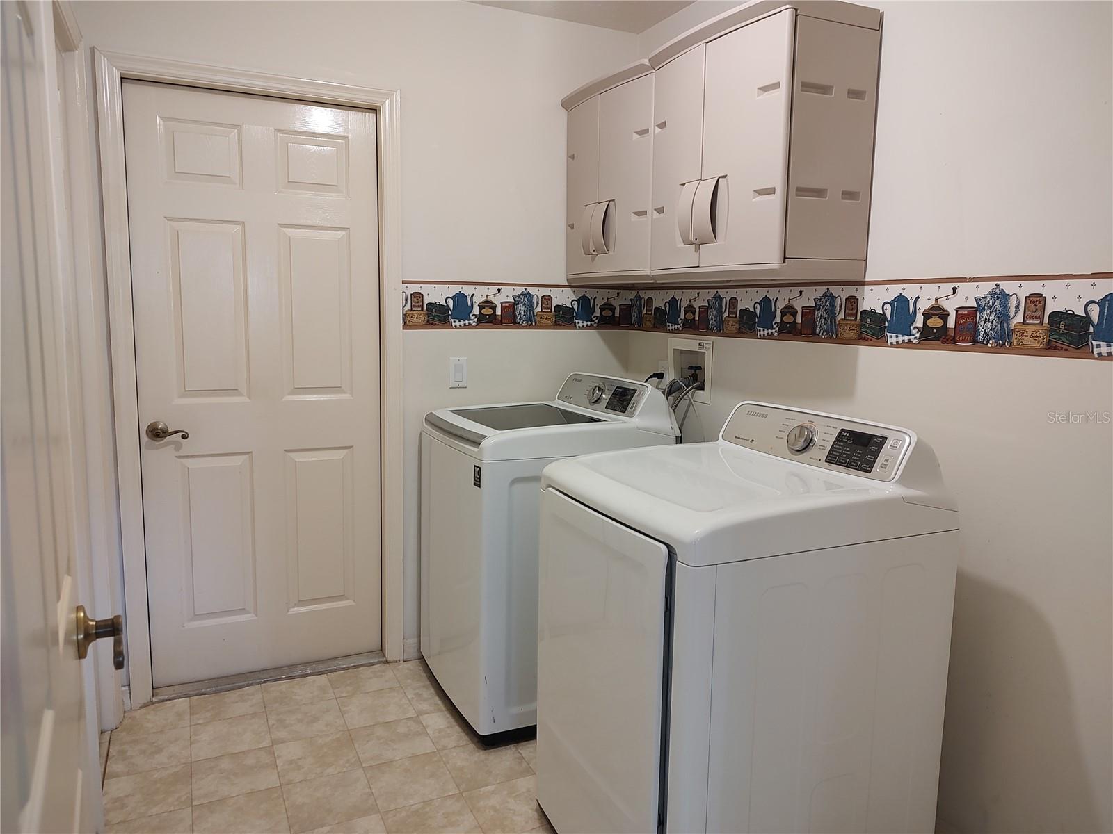3716 E Cove Park Trl Property Photo 17