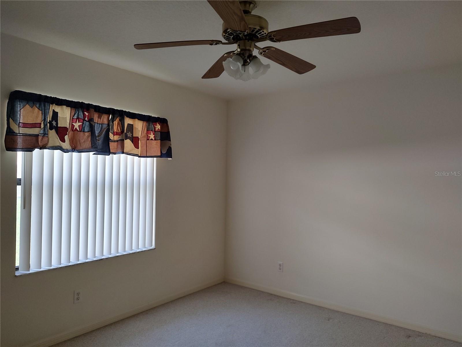 3716 E Cove Park Trl Property Photo 18