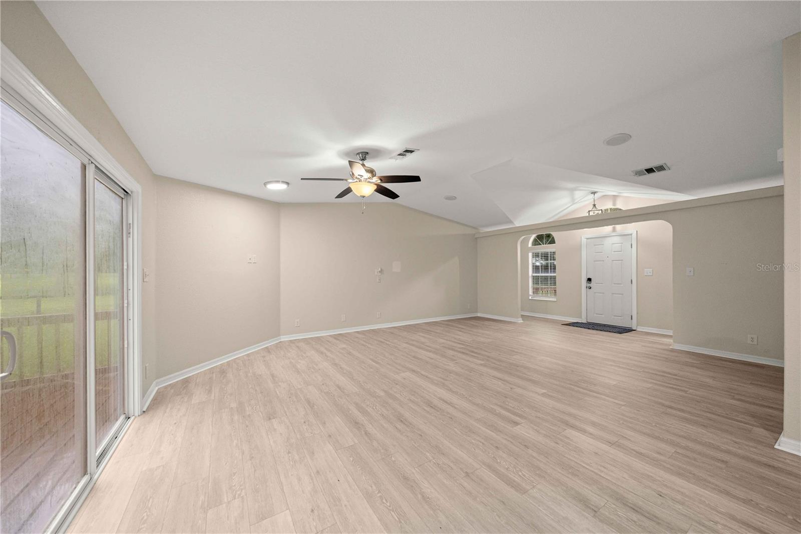 13250 Nw 160th Ave Property Photo 11