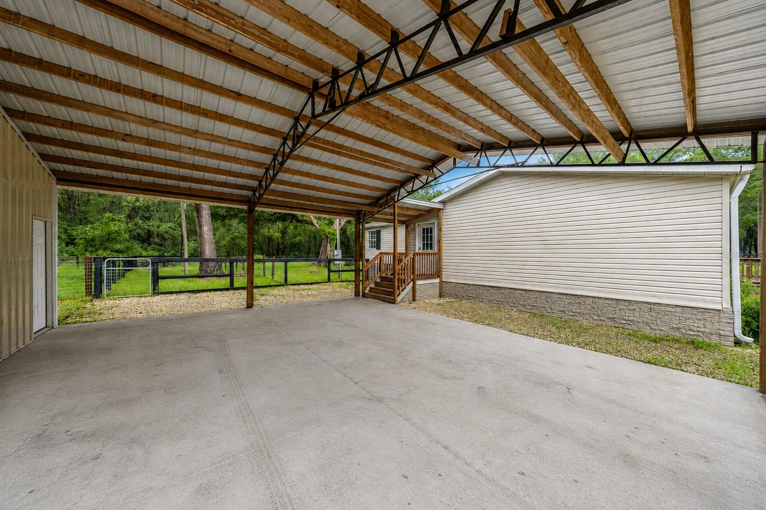 13250 Nw 160th Ave Property Photo 32