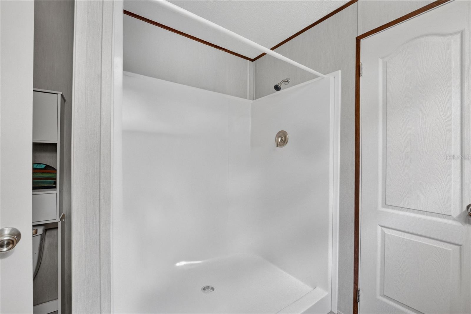 259 Oak St Property Photo 14