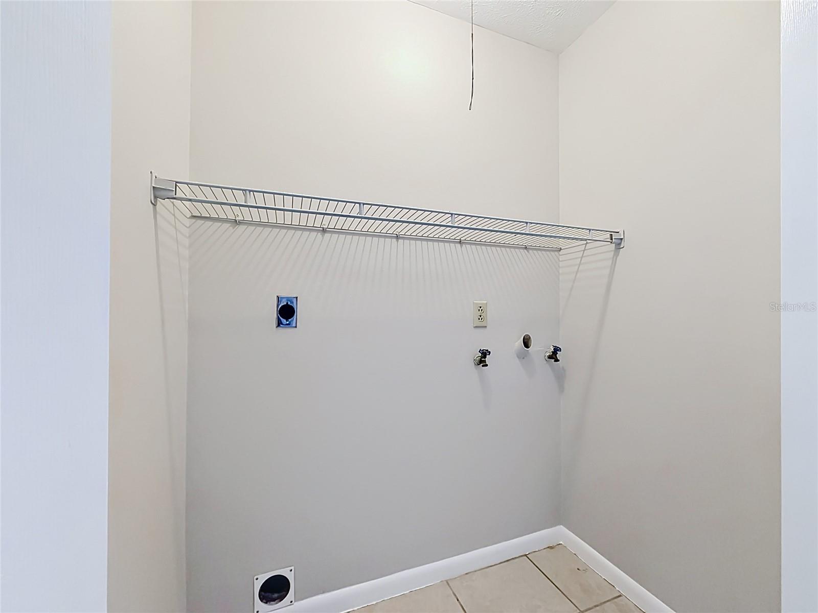 2113 Ne 38th Ave Property Photo 28