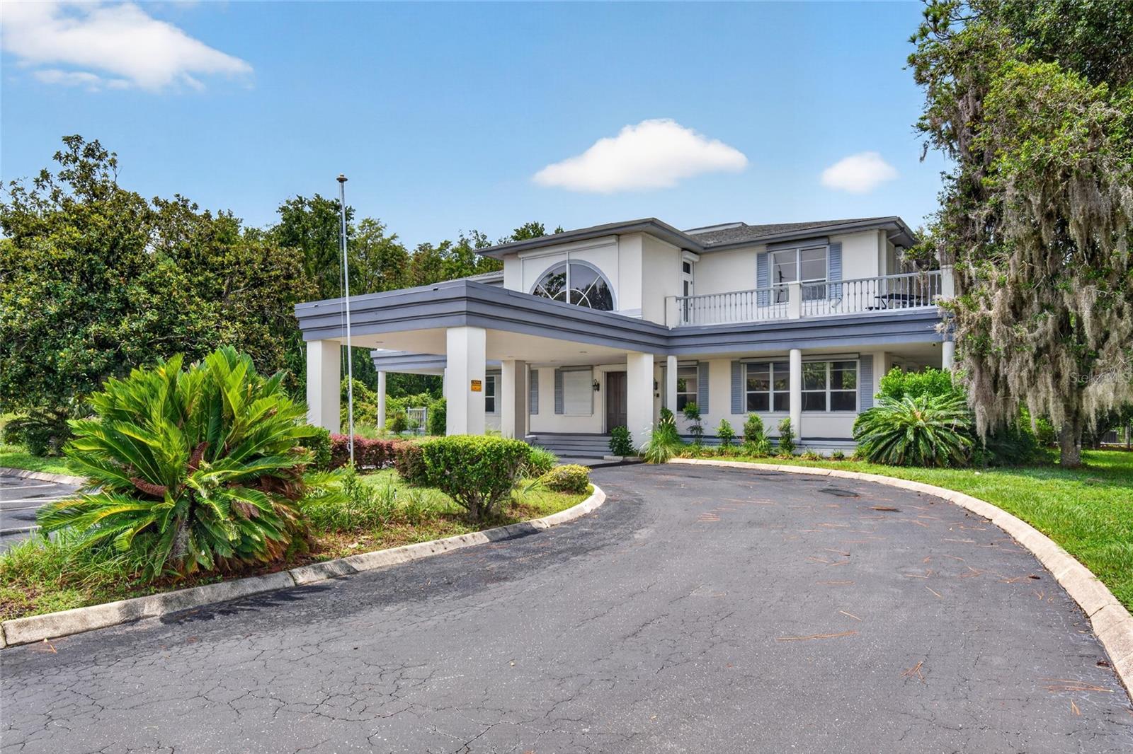 268 S SUNCOAST BLVD