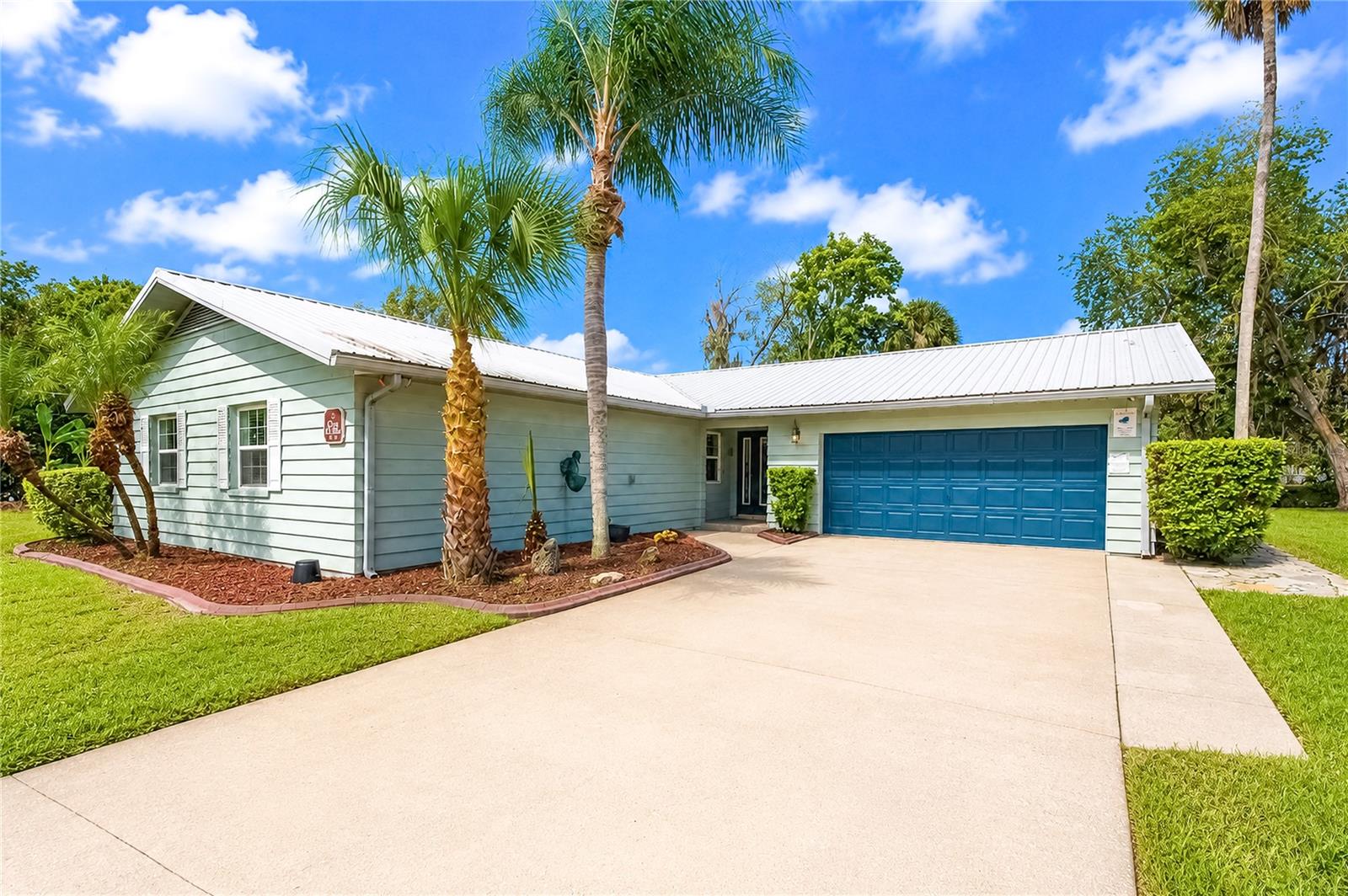 2178 N Watersedge Dr Property Photo 8