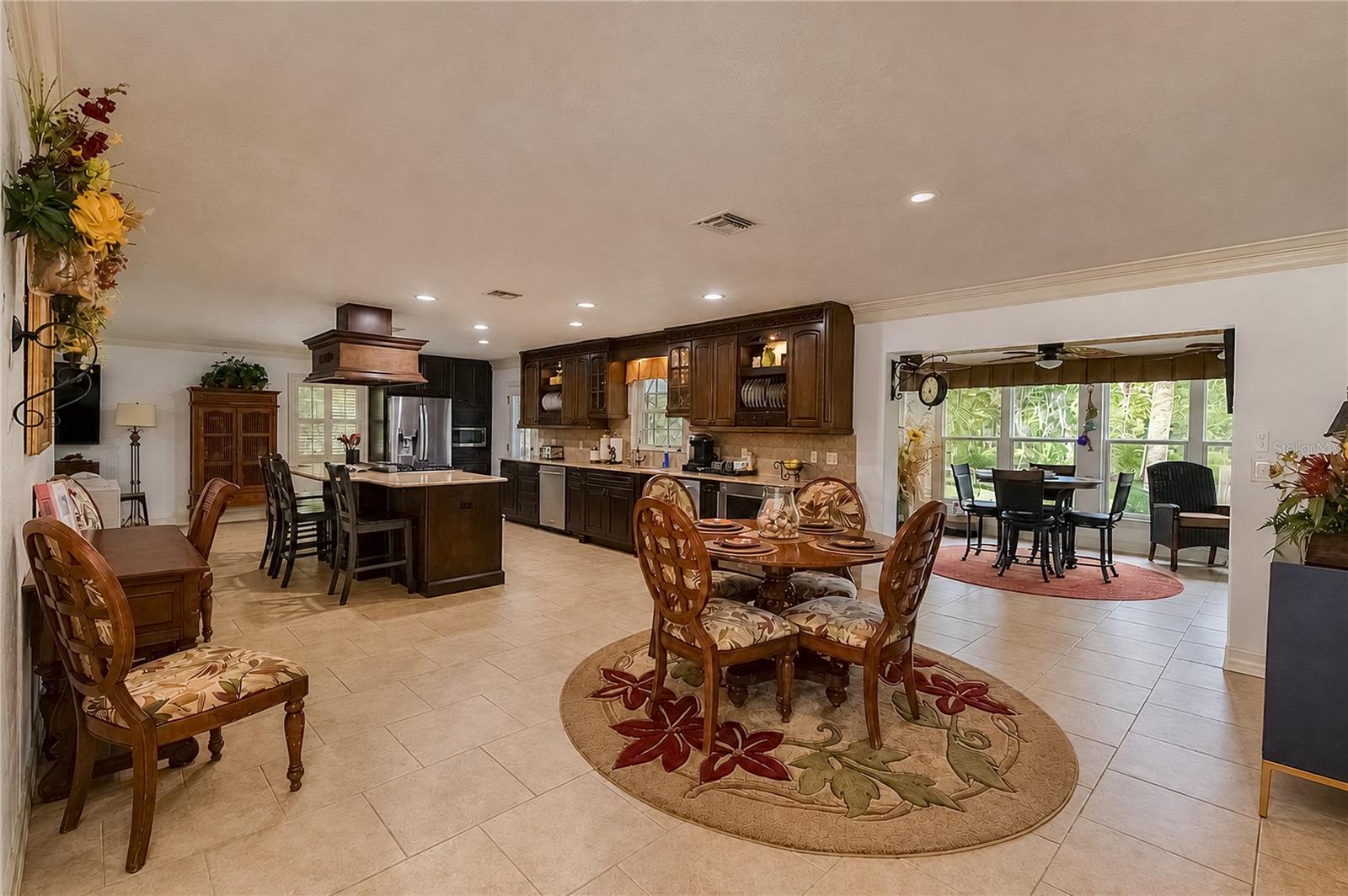 2178 N Watersedge Dr Property Photo 16