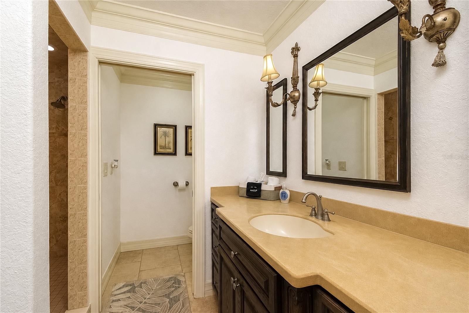 2178 N Watersedge Dr Property Photo 41