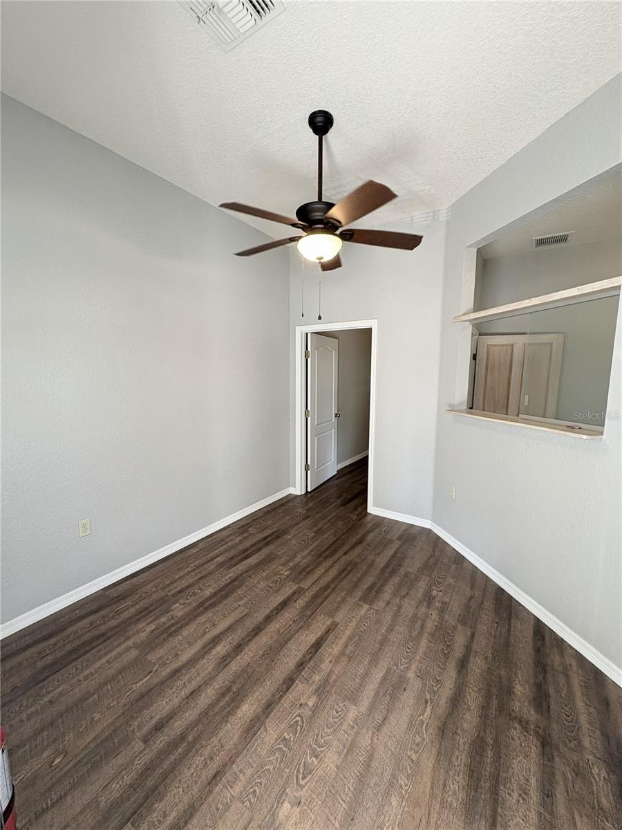 1701 Ne 42nd Ave #403 Property Photo 1