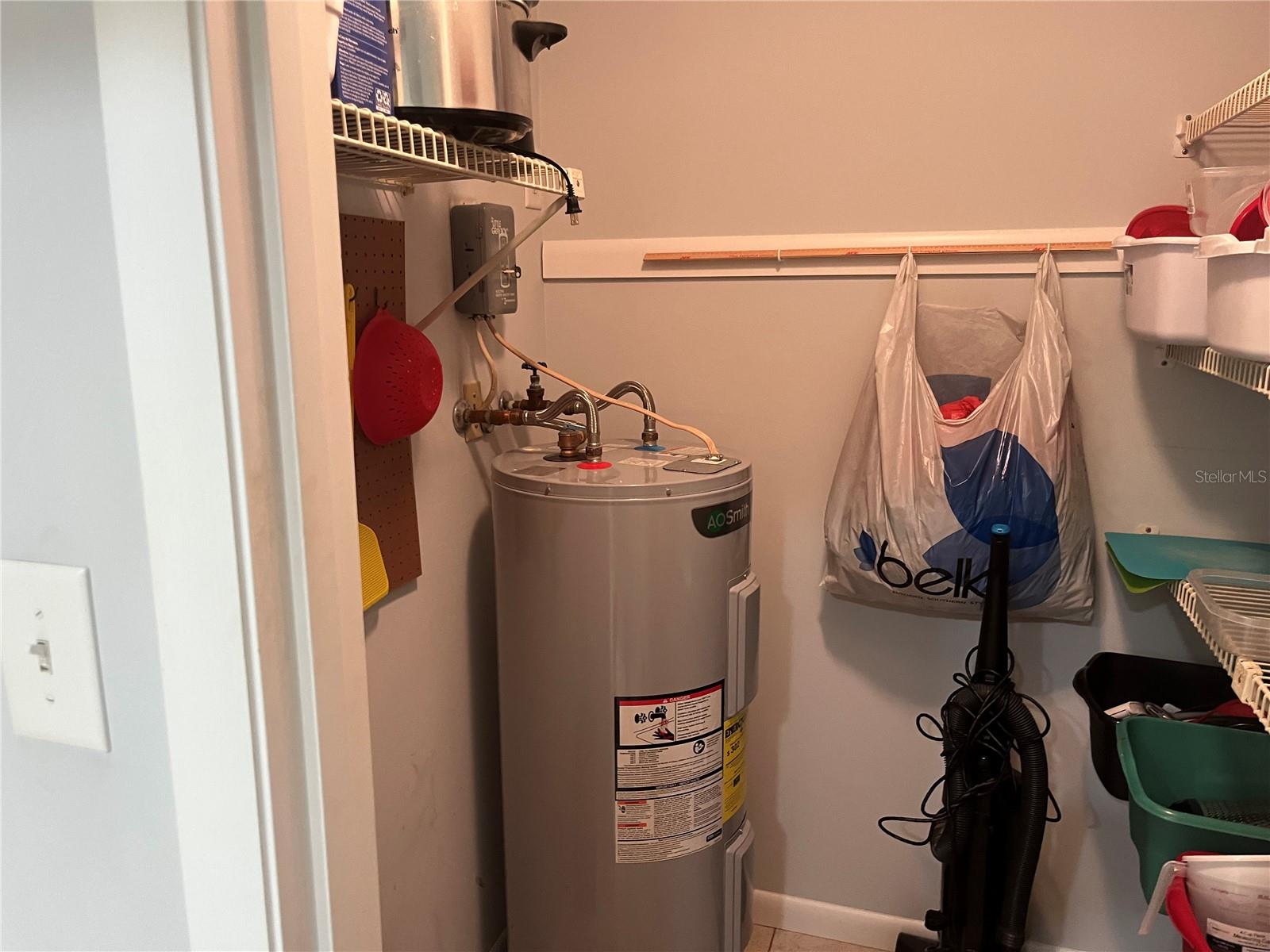 9090 Sw 104th Pl Property Photo 13