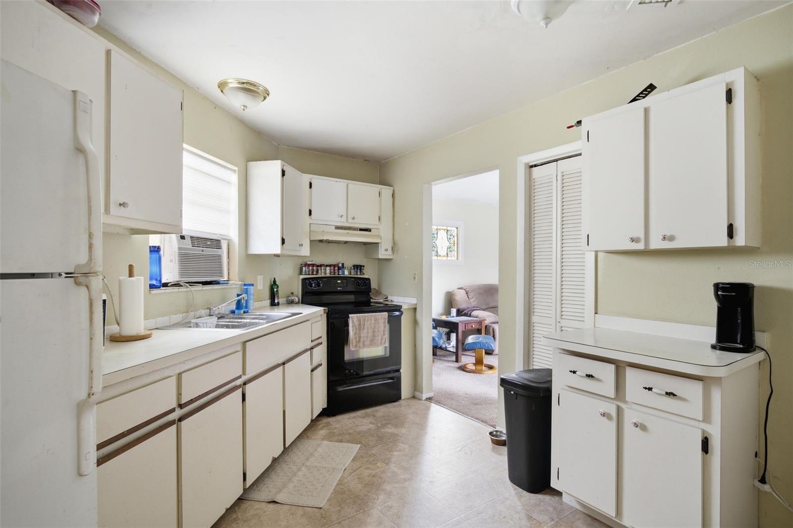 6252 Massachusetts Ave Property Photo 31