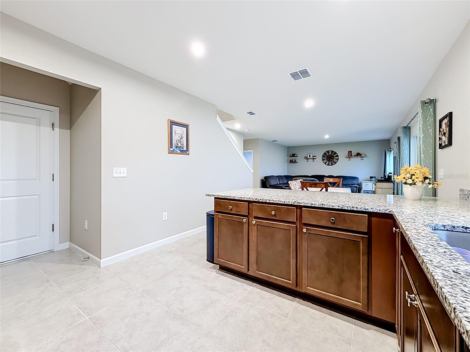 1586 Texas Ave Property Photo 18