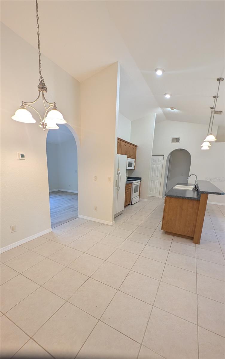 4023 N Eagle Nest Pt Property Photo 11