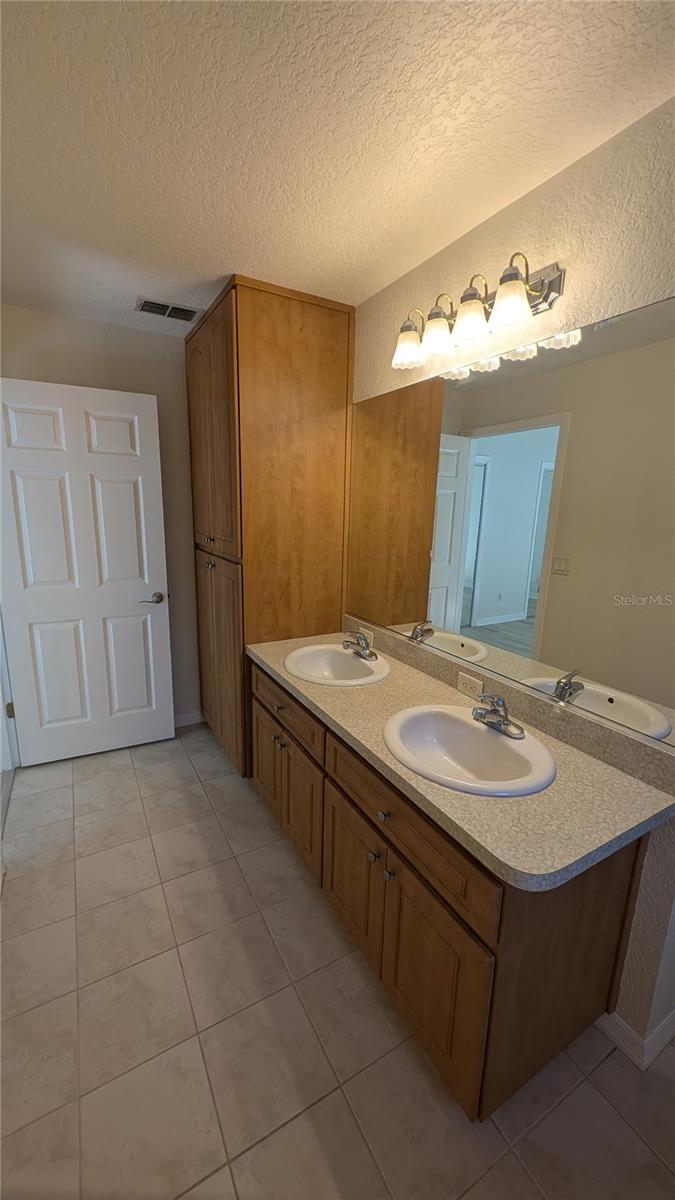 4023 N Eagle Nest Pt Property Photo 19
