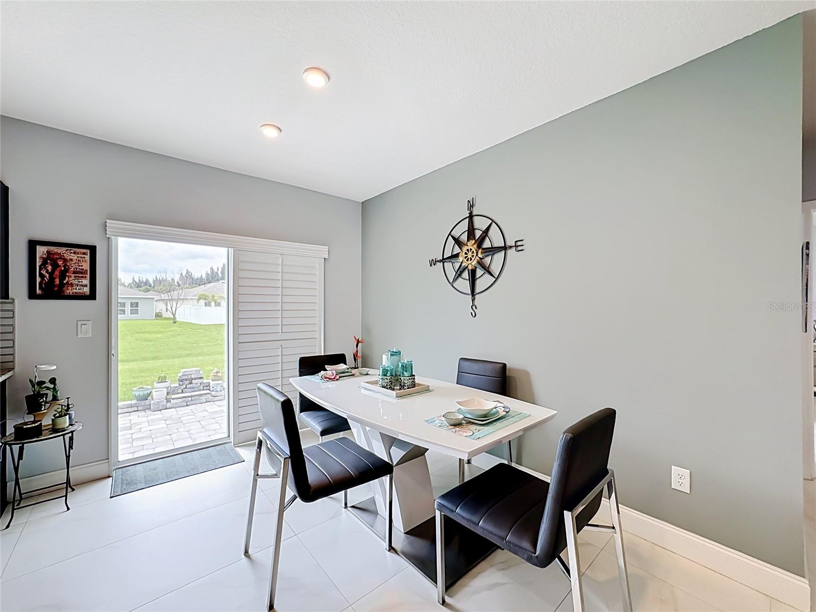 3628 Sapphire Hollow Way Property Photo 14