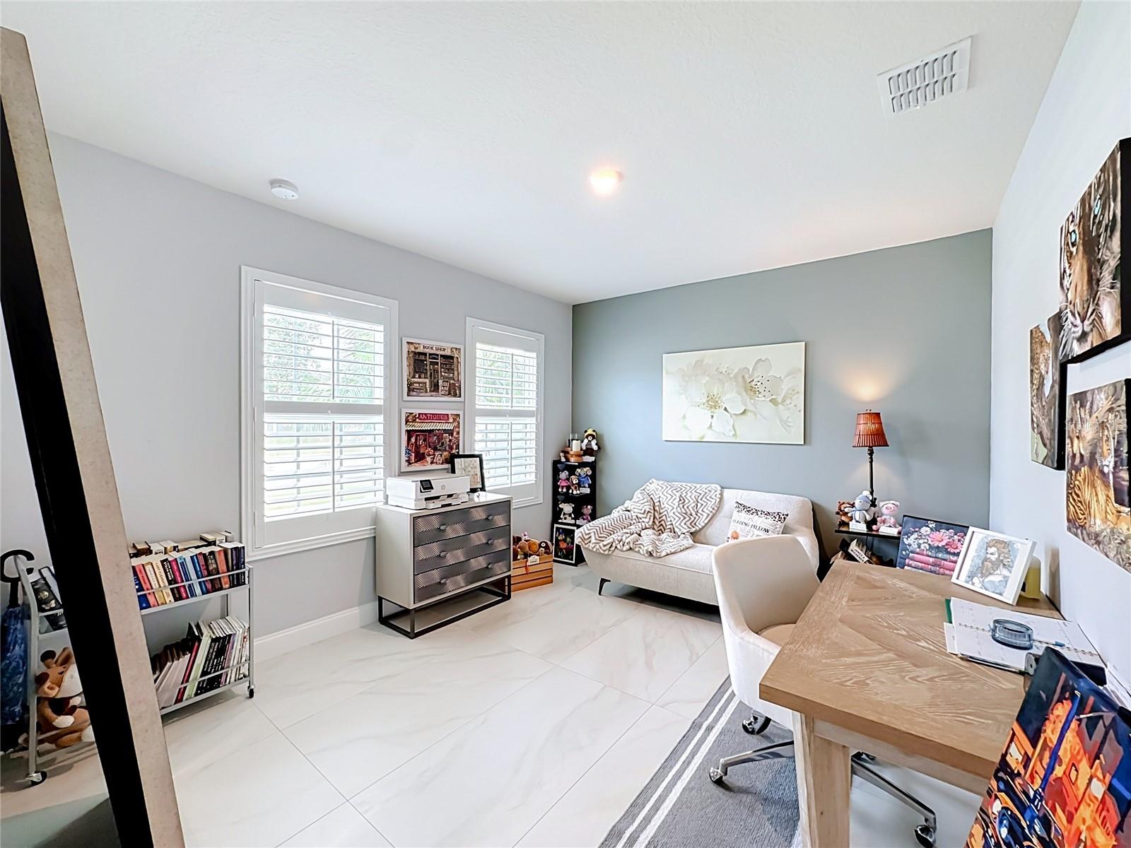 3628 Sapphire Hollow Way Property Photo 15