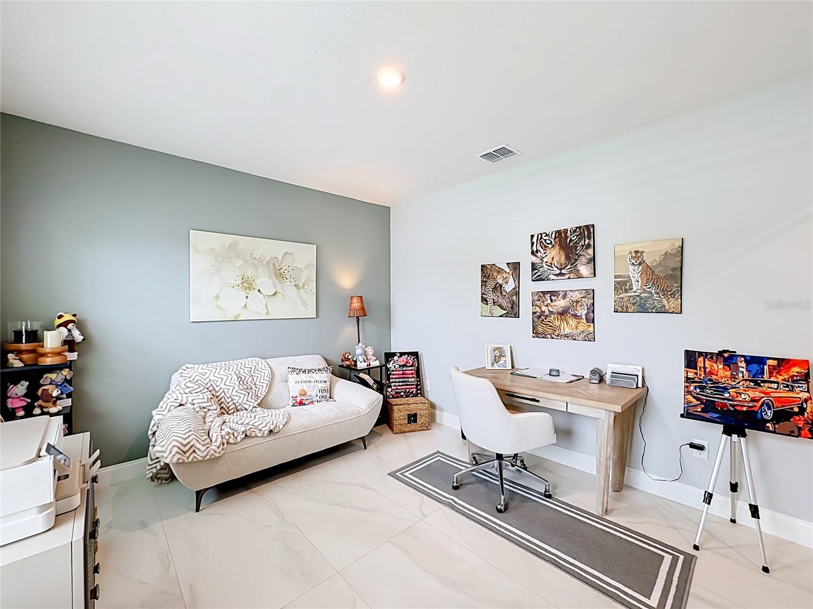 3628 Sapphire Hollow Way Property Photo 16