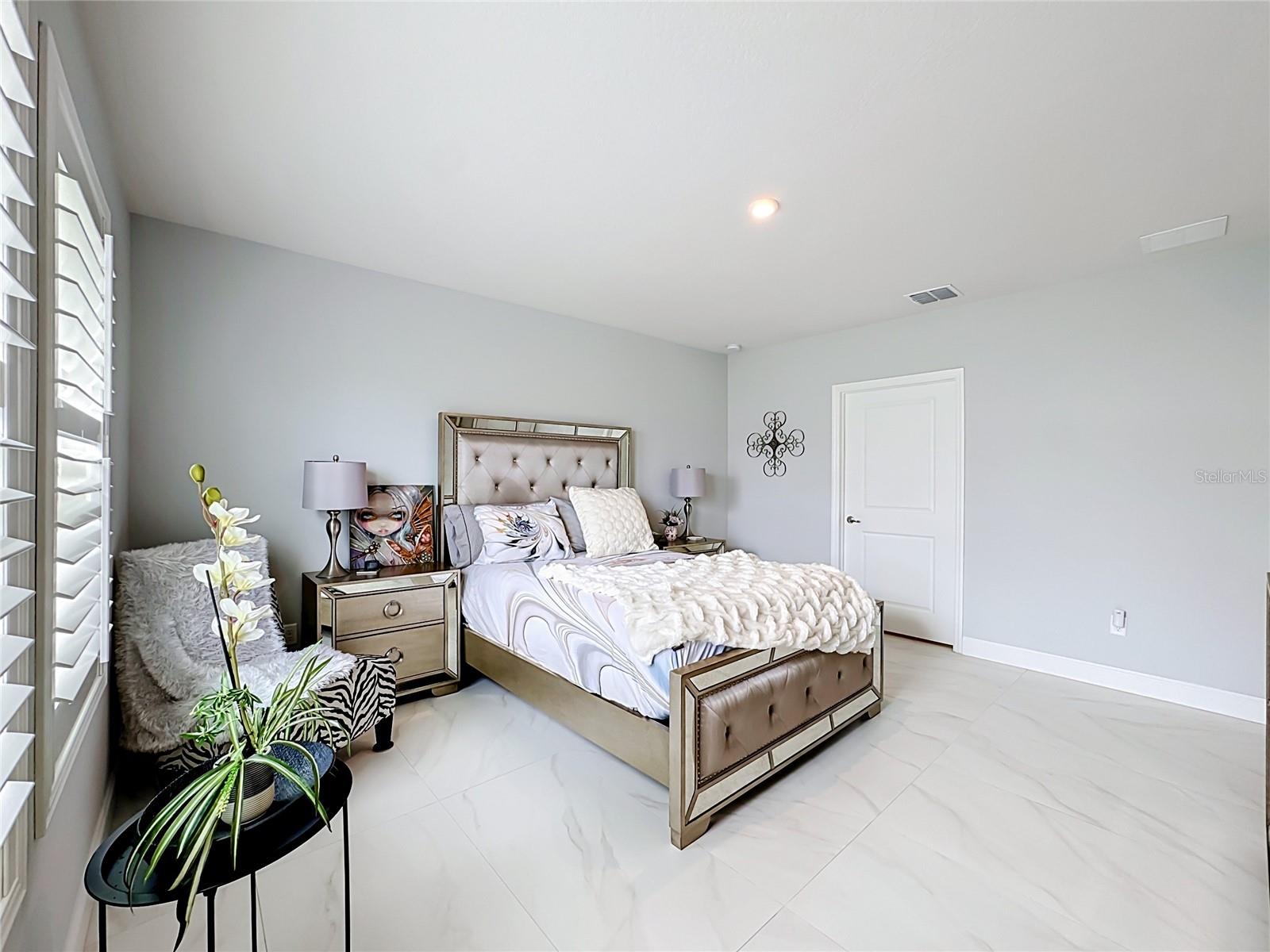 3628 Sapphire Hollow Way Property Photo 24