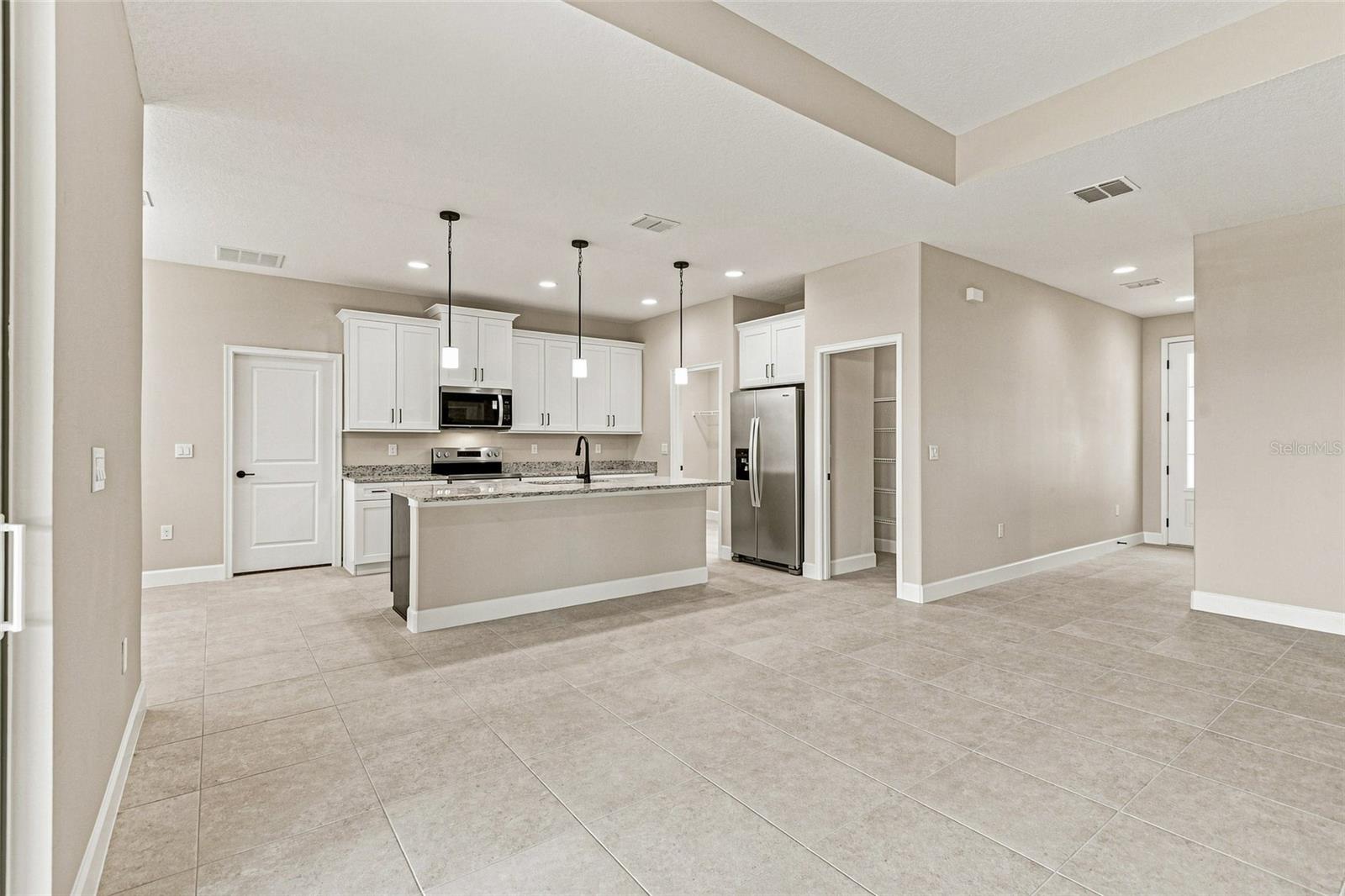 2171 Fallon Blvd Ne Property Photo 12
