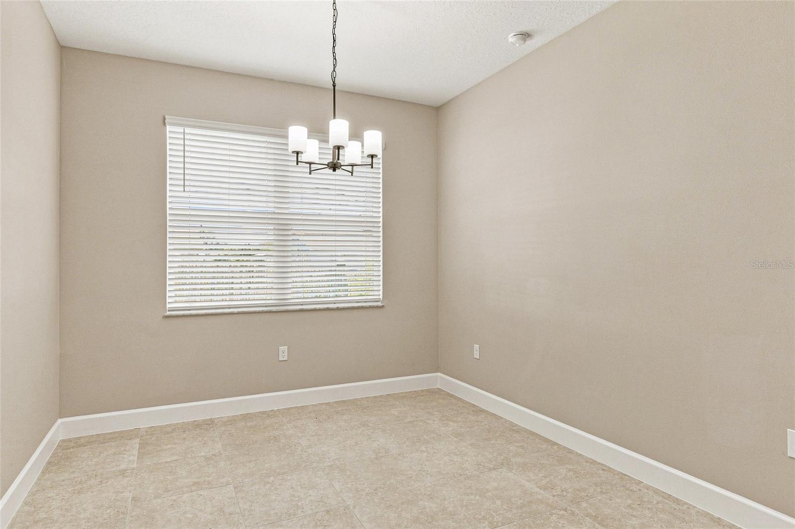 2171 Fallon Blvd Ne Property Photo 15