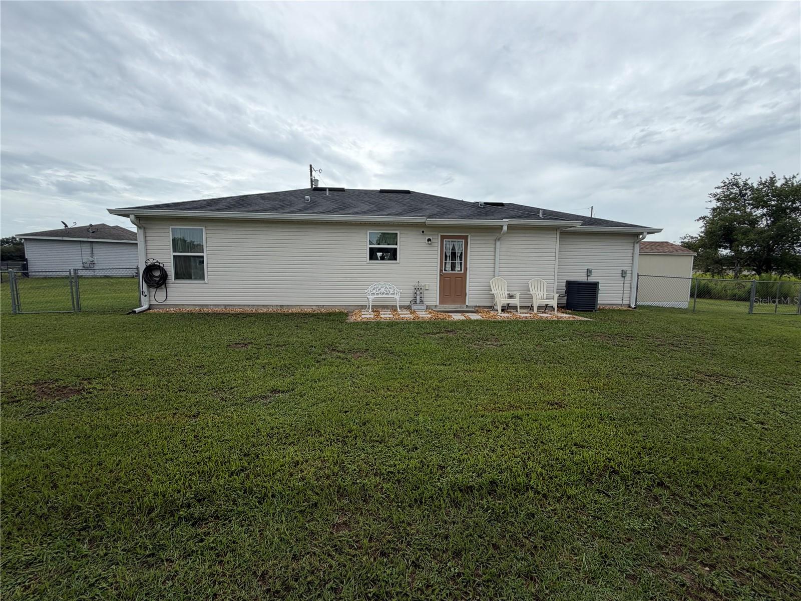 16 Willow Run Dr Property Photo 24