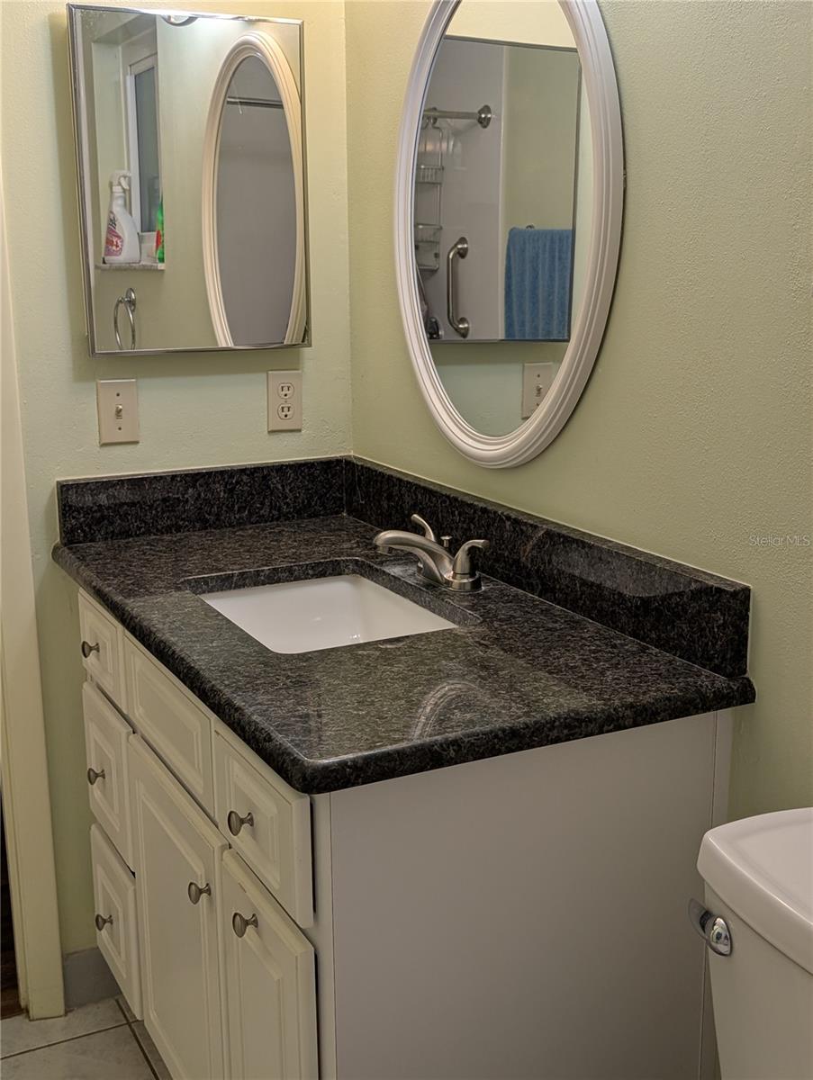 8580 Sw 90th Ln #d Property Photo 8