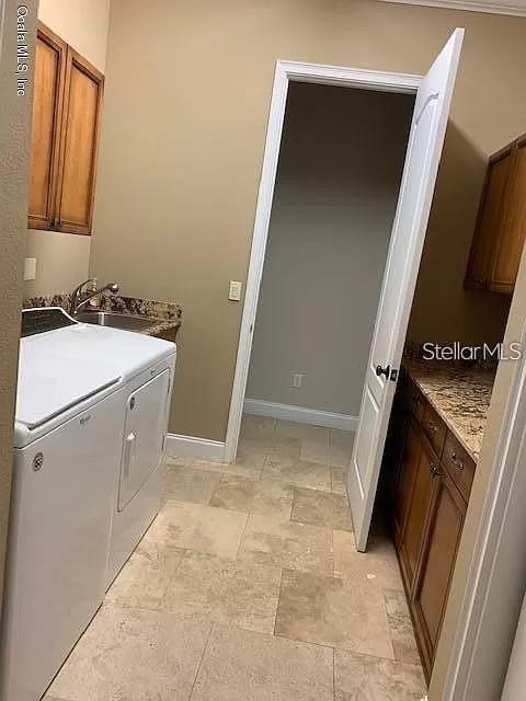 561 Se 42nd St Property Photo 11