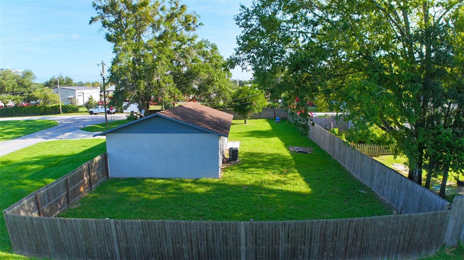 6881 NW 14TH AVE Property Photo 1