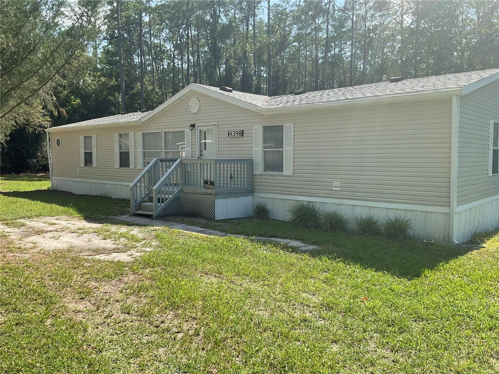 4398 Ne 130th Ct Property Photo 1