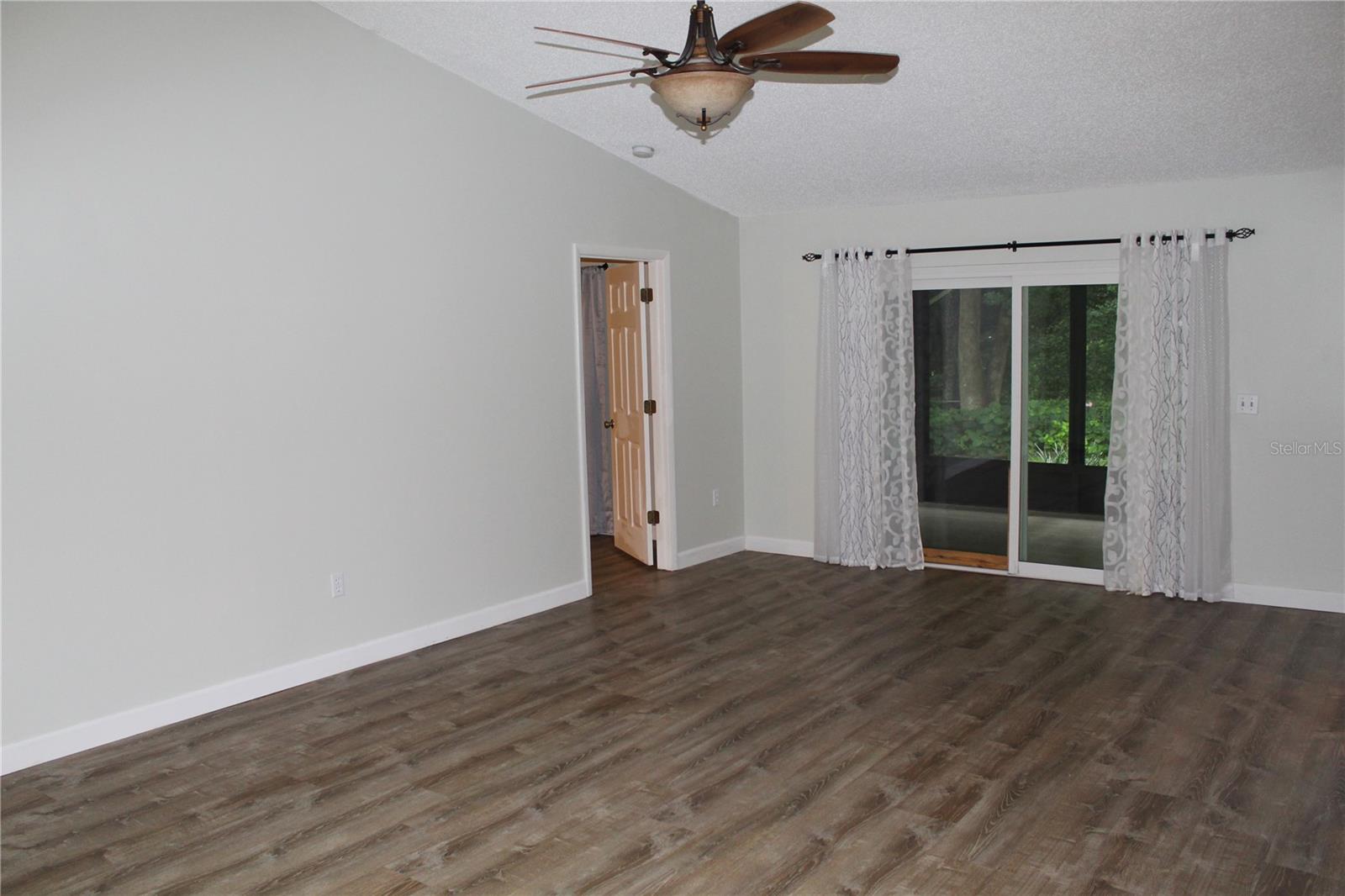 21110 Sw Plantation St Property Photo 6