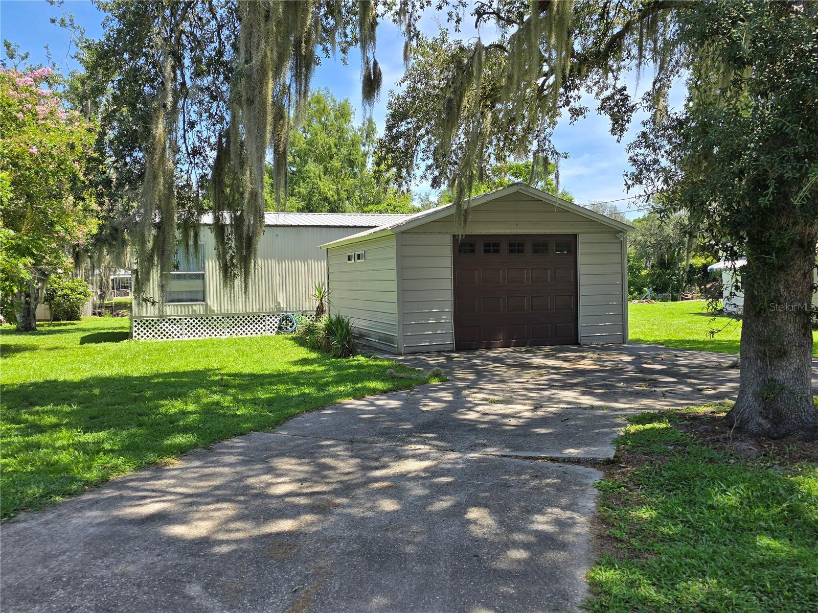 10292 E Pike Dr Property Photo 1