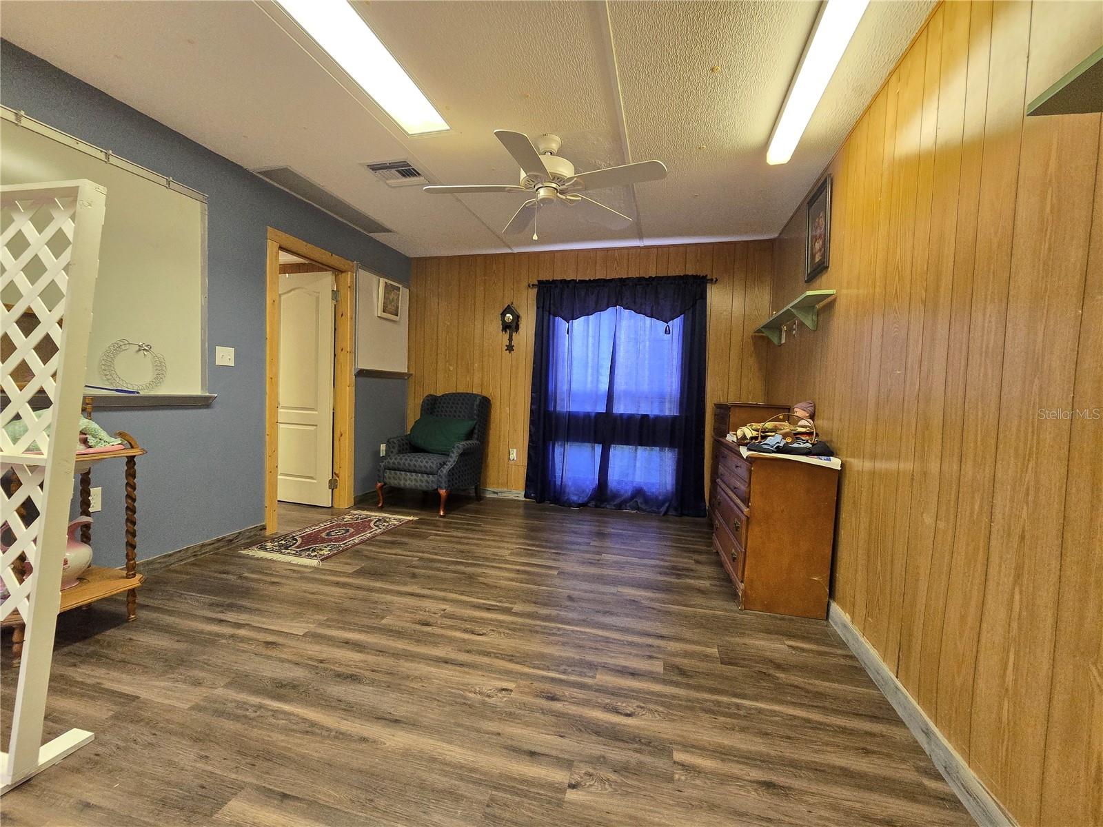 10292 E Pike Dr Property Photo 5