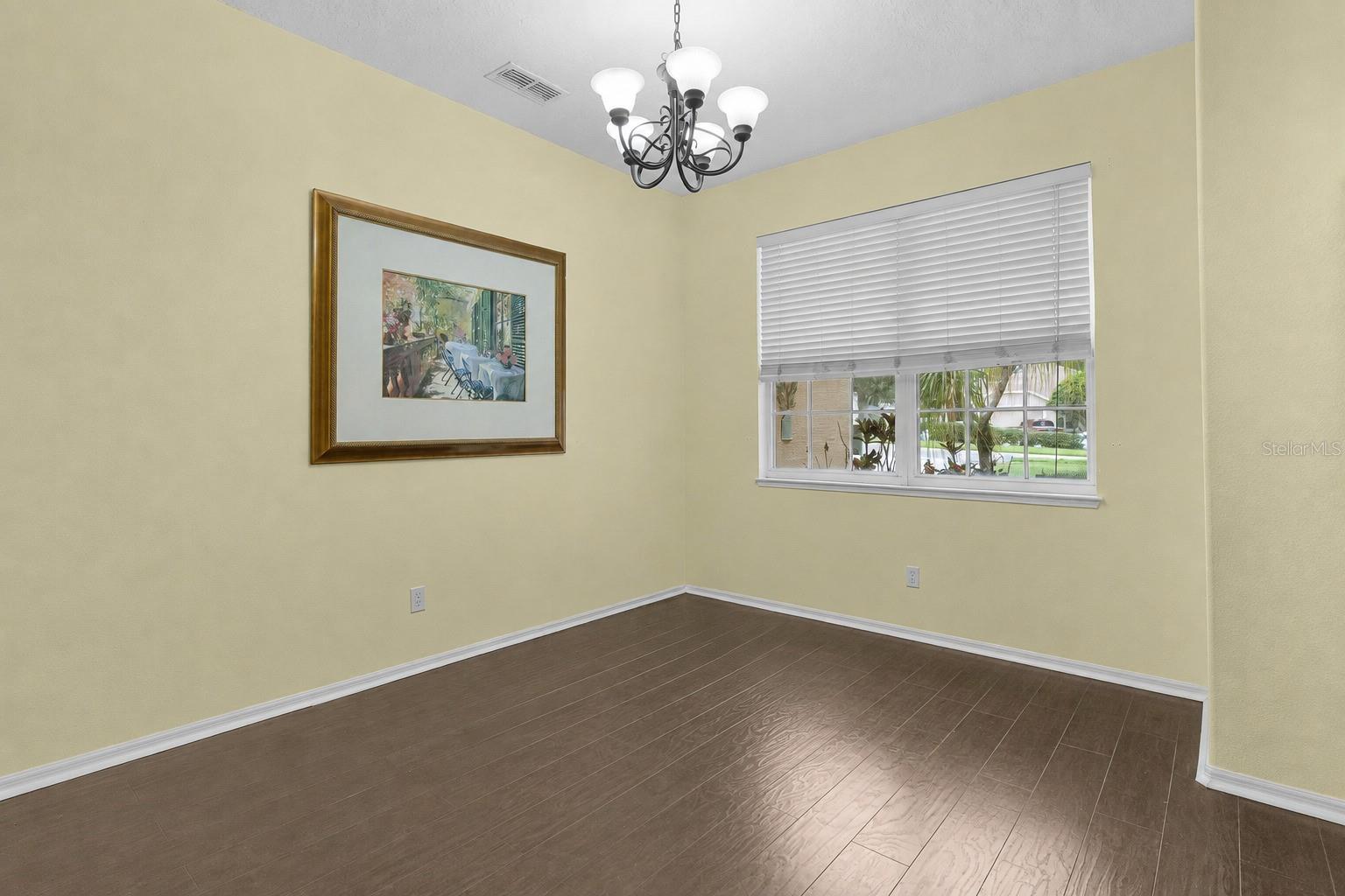 2660 Ledgemont Ct Property Photo 9