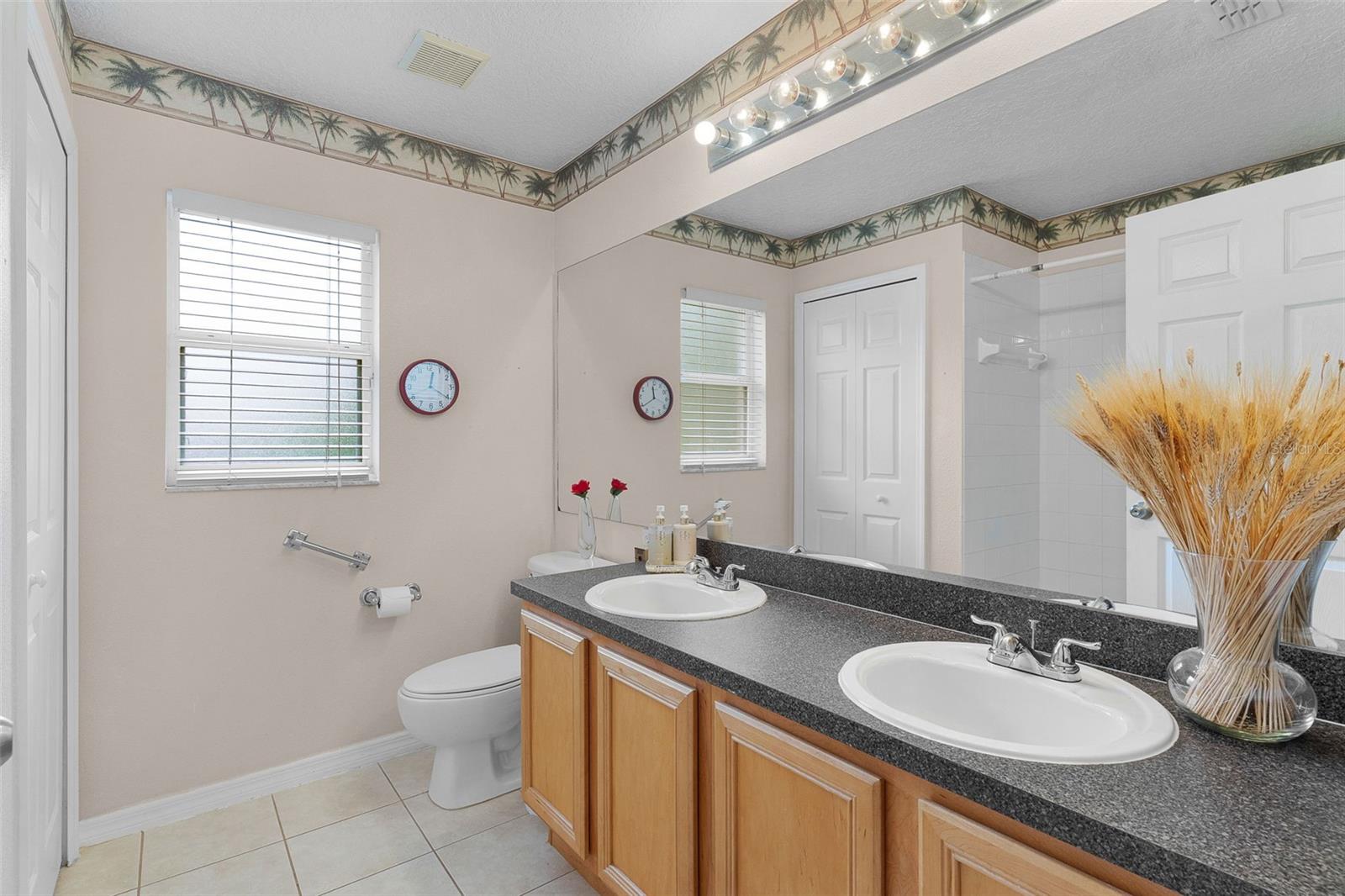 2660 Ledgemont Ct Property Photo 34