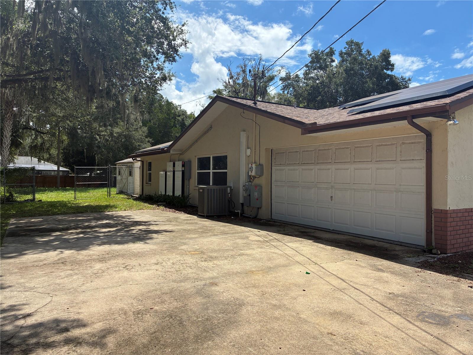 6383 N Jade Ter Property Photo 2