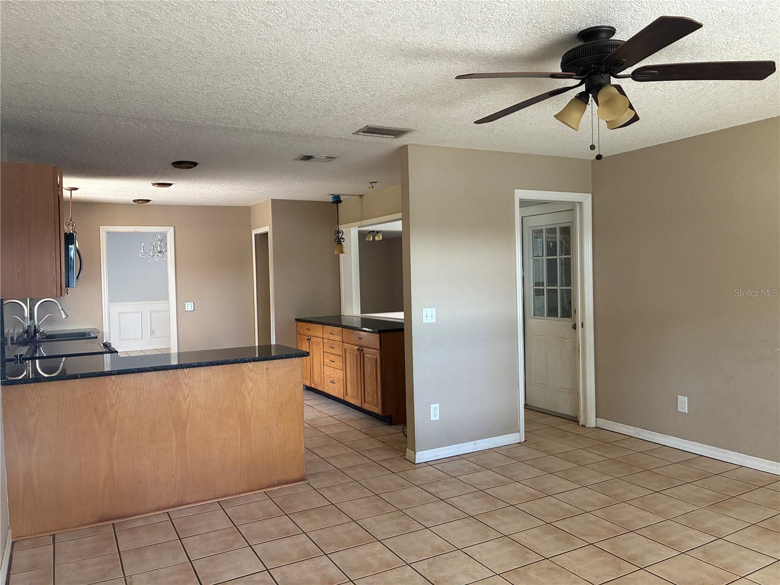 6383 N Jade Ter Property Photo 14