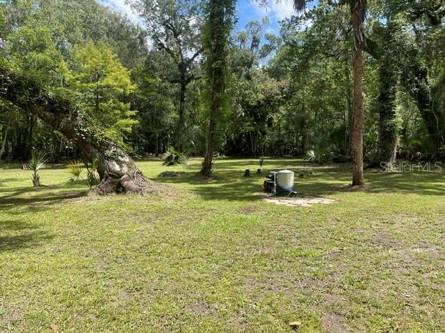 6409 E River Rd Property Photo 8