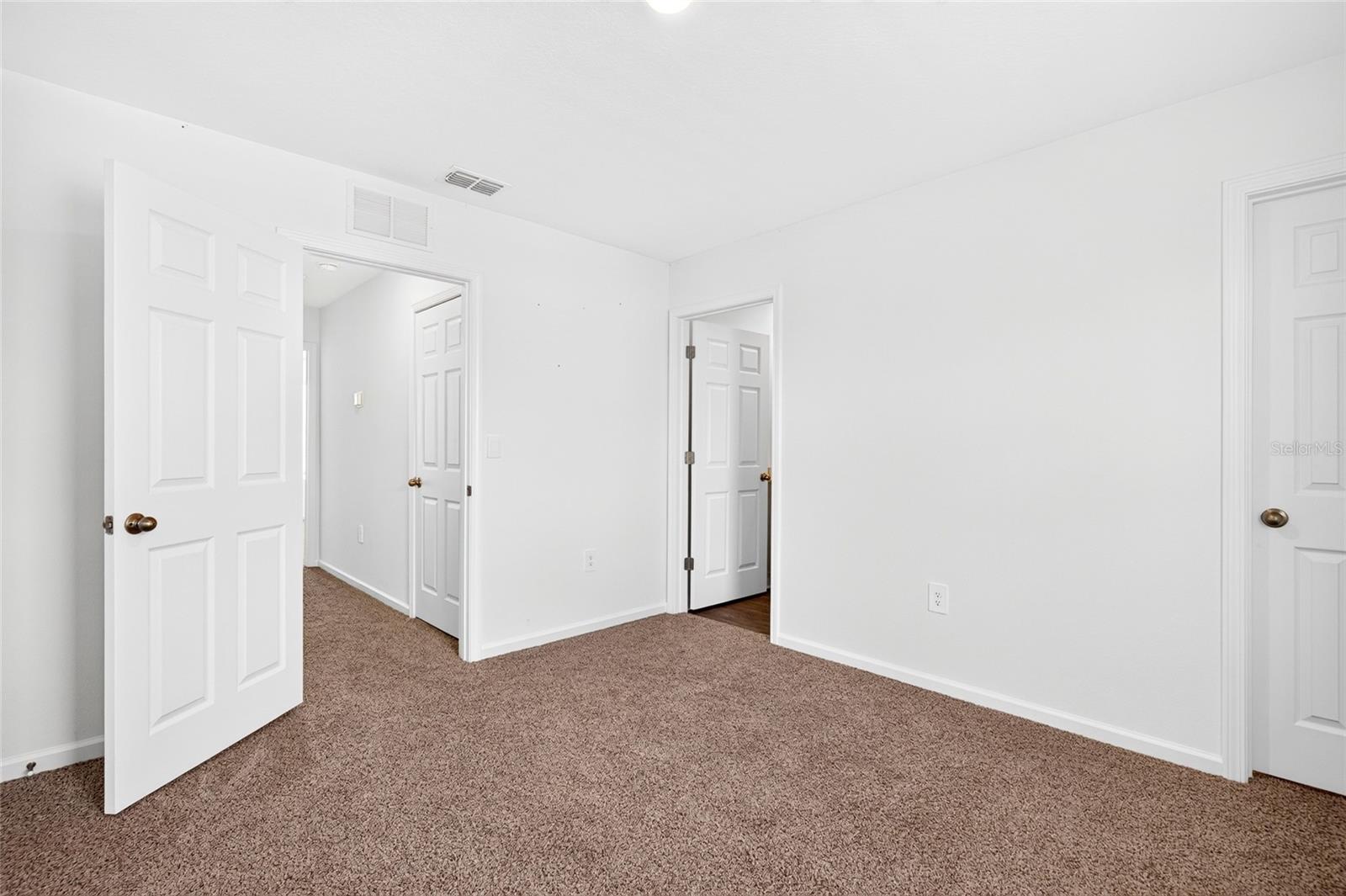 871 Rivertree Pl Property Photo 12