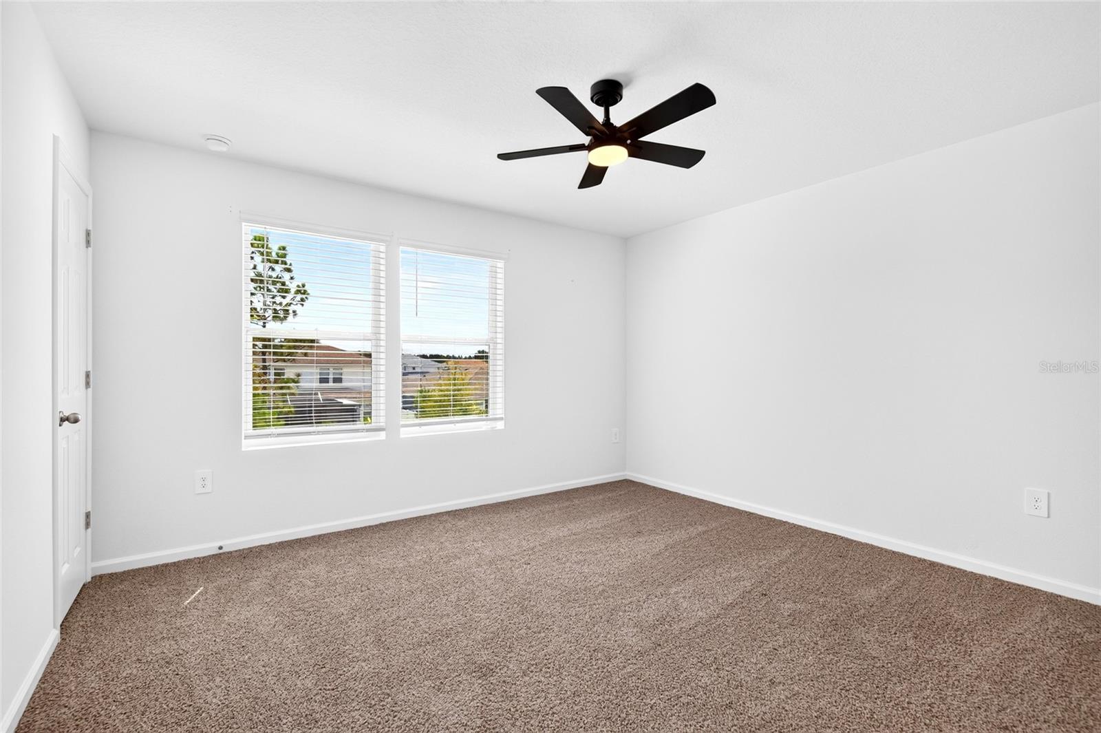 871 Rivertree Pl Property Photo 16