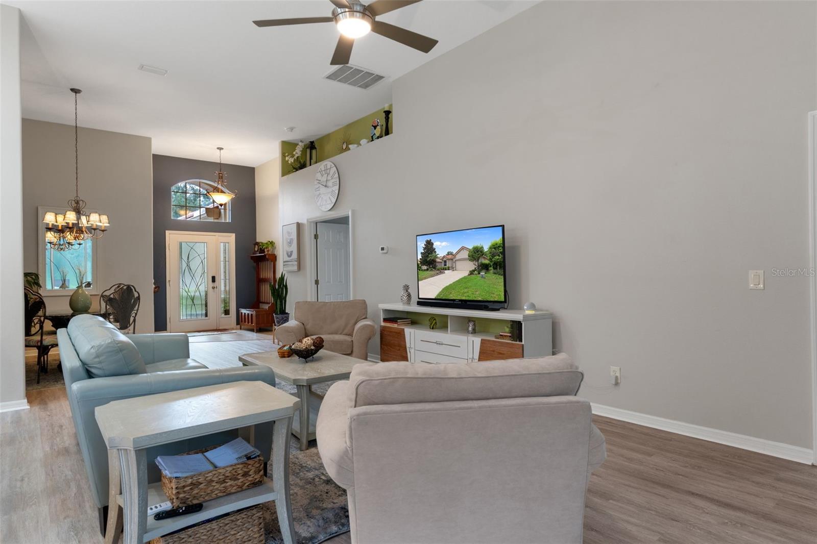 1283 W Diamond Shore Loop Property Photo 16